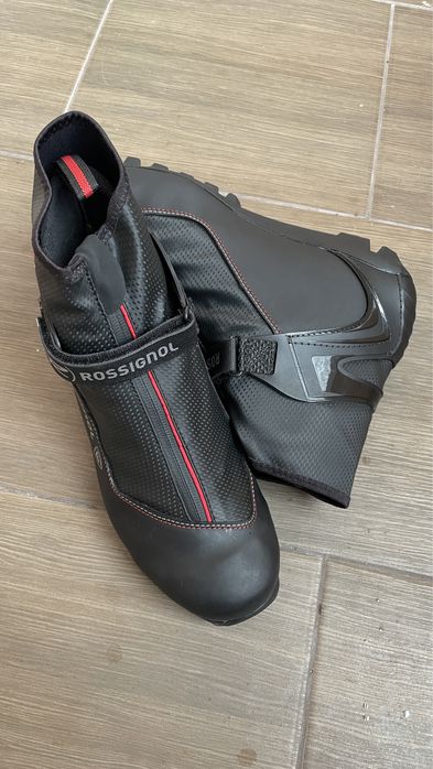 Лижні черевики боти 42 розмір Rossignol XC-3 Нові утеплені