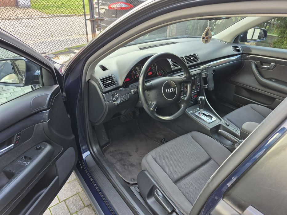 Audi A4 B6 2.0 131KM Benzyna Automat Tempomat 6xPoduszka Navigacja Esp