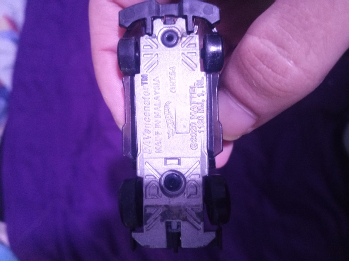 Carro hotwheels davancenator
