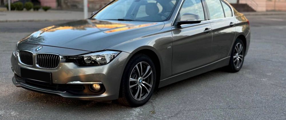 Продам BMW 3 series 2015