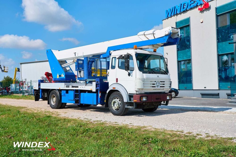 Podnośnik koszowy zwyżka podest ruchomy - Wumag WT 440 Mercedes