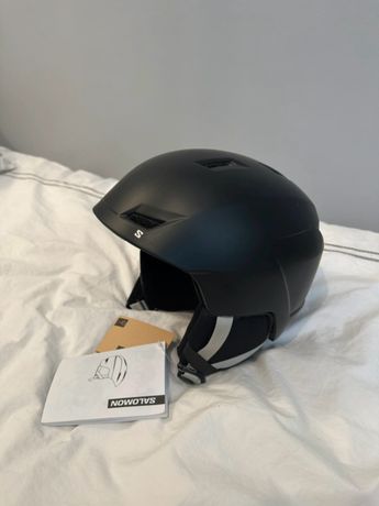 Nowy kask narciarski Salomon rozmiar M ski halmet
