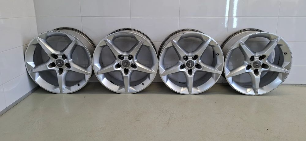 4x Alufelgi Ronal 18 cali 5x110 Opel Gwiazdy 7.5J ET 37