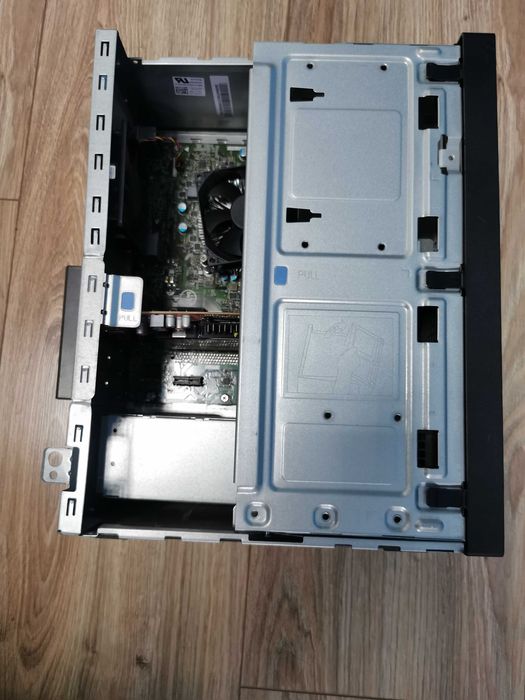 Komputer Dell i3 6Gen DDR4 Grafika 1GB