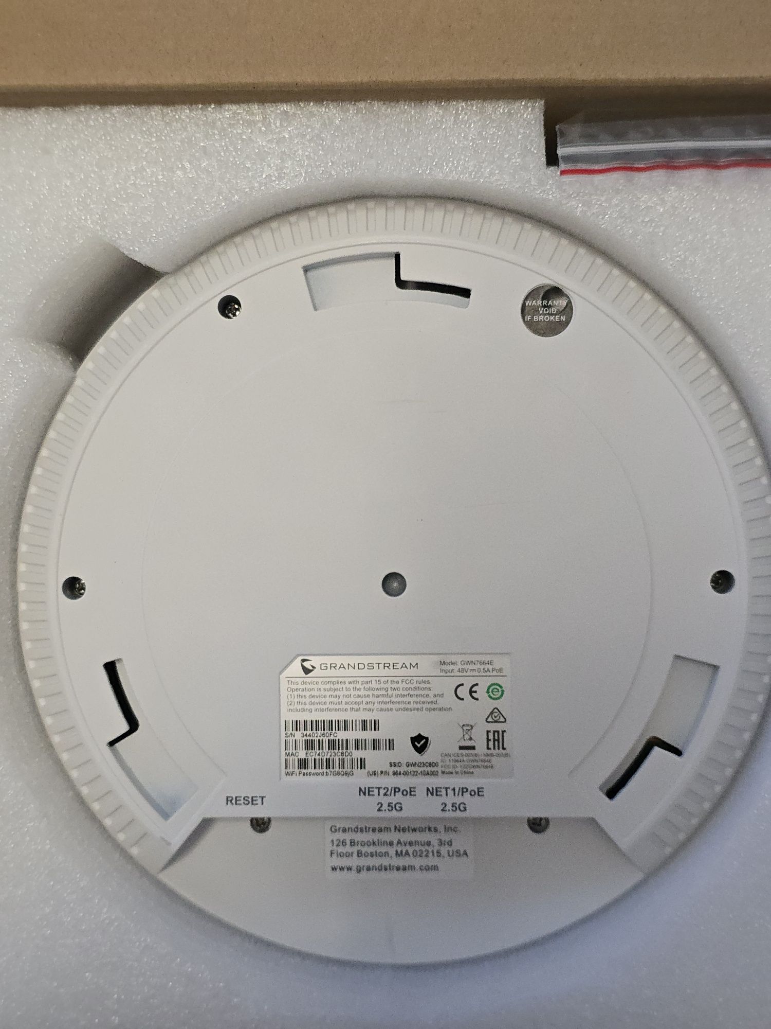 Точка доступа Grandstream GWN 7664E WiFi 6 AX 160Mhz 4x4 2x2.5Gb PoE+
