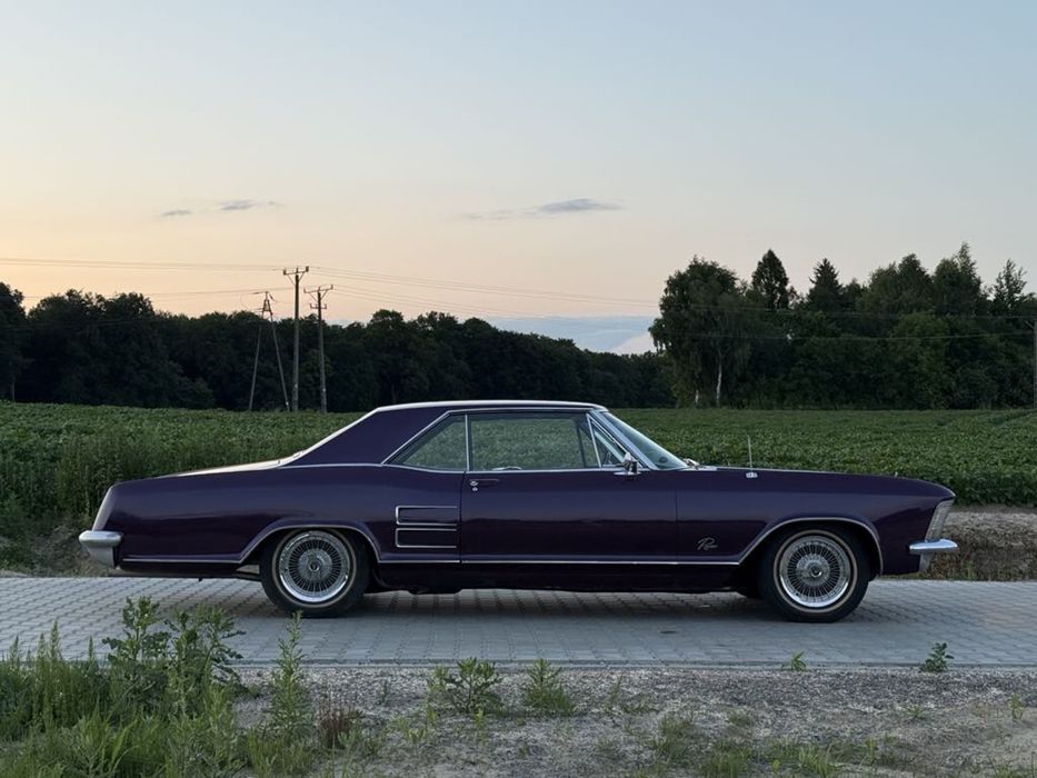 1964 Buick Riviera 465 WildCat 7.0 L V8.