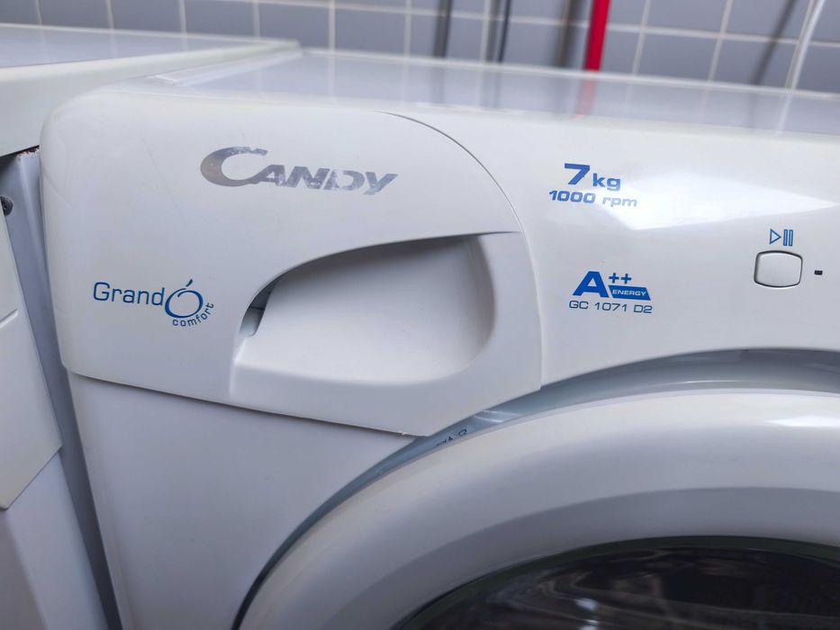 Máquina de lavar roupa Candy GC 1071d2/1-s | 49 cm de profundidade