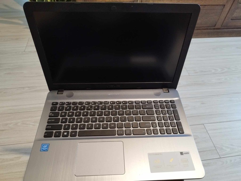 Laptop Asus 15.6