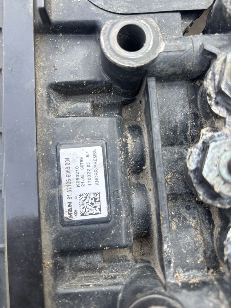 Zawór modulator EBS man TGX TGS duży Knorr