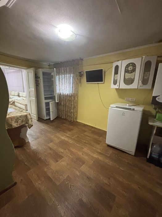 Здаю 1 кімнатну квартиру на землі