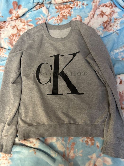 Светр жіночий Кельвін Кляйн