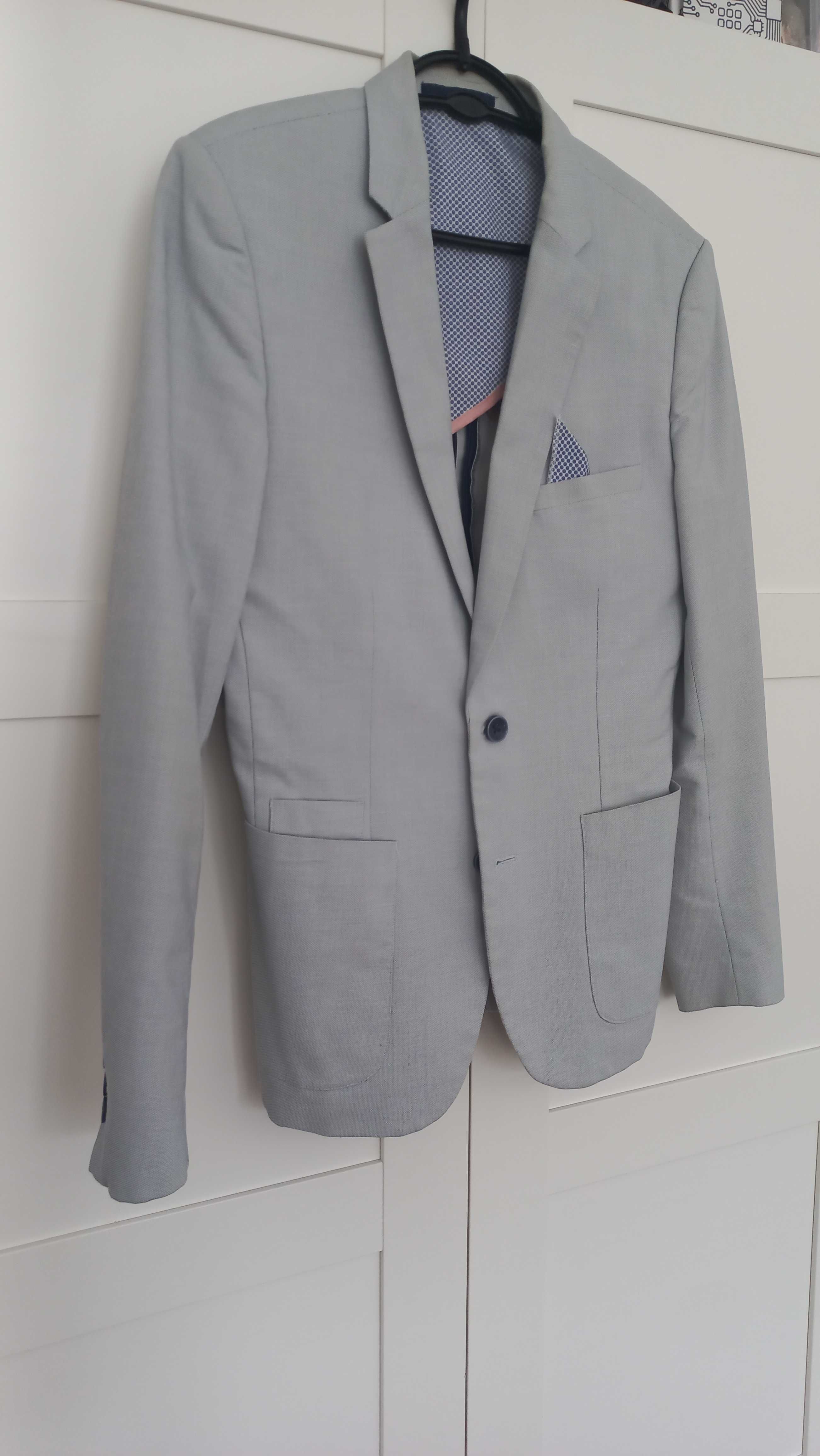 Marynarka z poszetką RESERVED slim fit, r.48