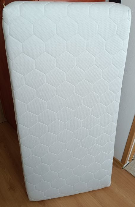 Materac do łóżeczka 120x60 Fiki Miki jak nowy