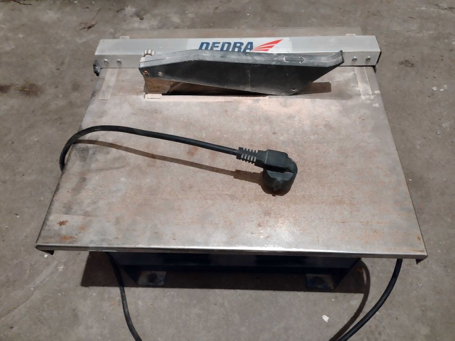 maszynka, przecinarka tarczowa do płytek DERDA DED7711 na mokro/sucho