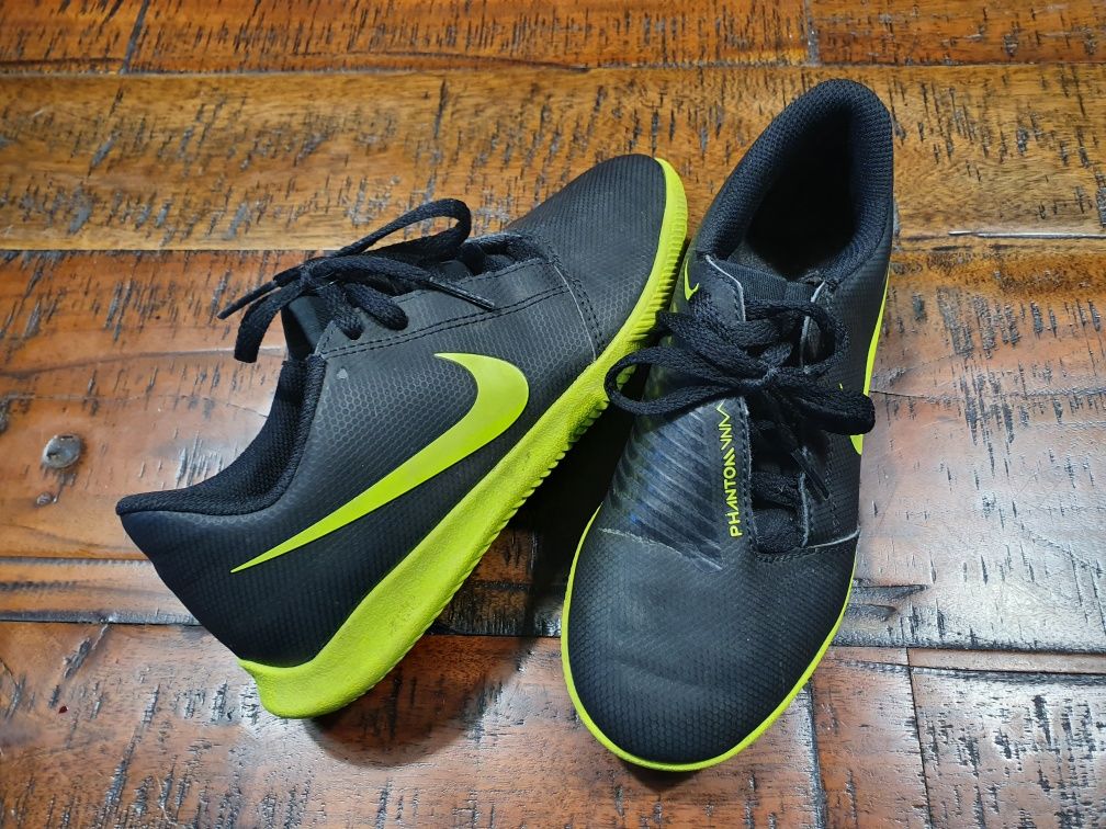 Halowki Nike Phantom rozm 31, wkladka 20cm