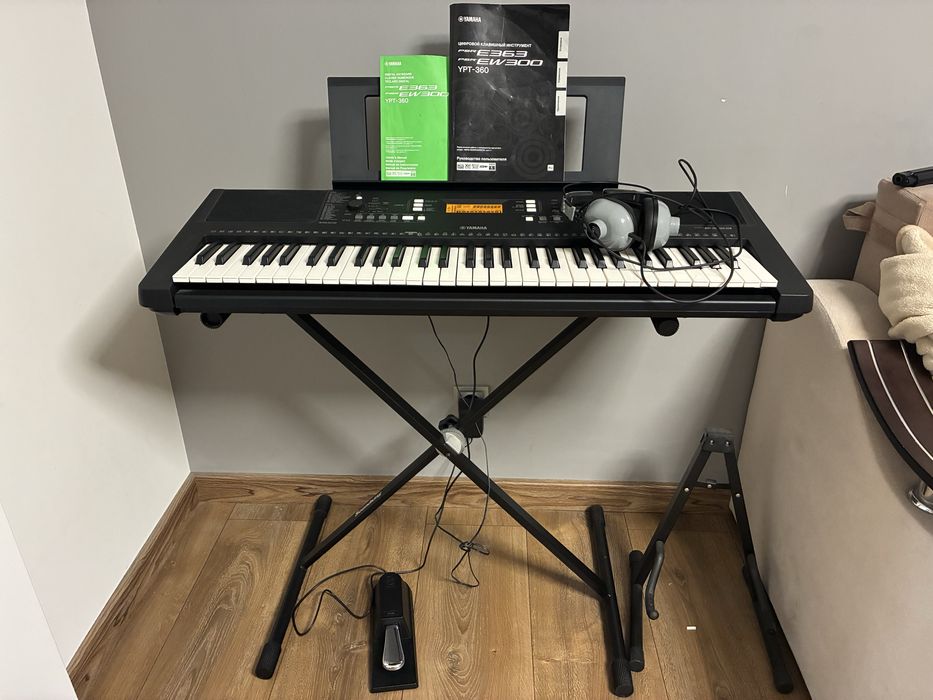 Синтезатор Yamaha PSR E363.
