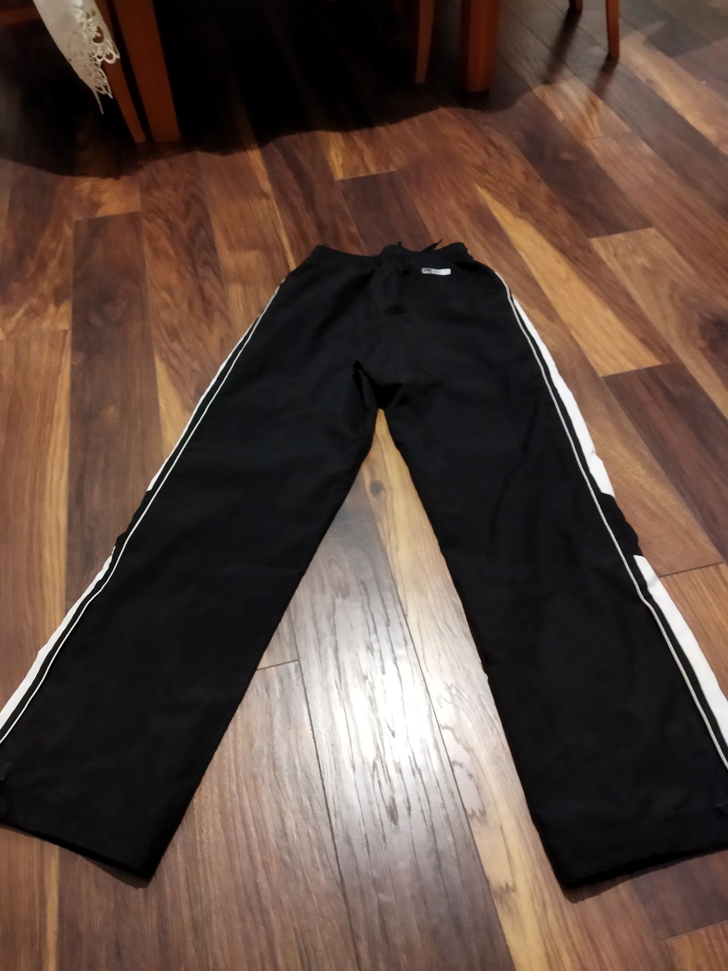 Spodnie dresy Puma 152