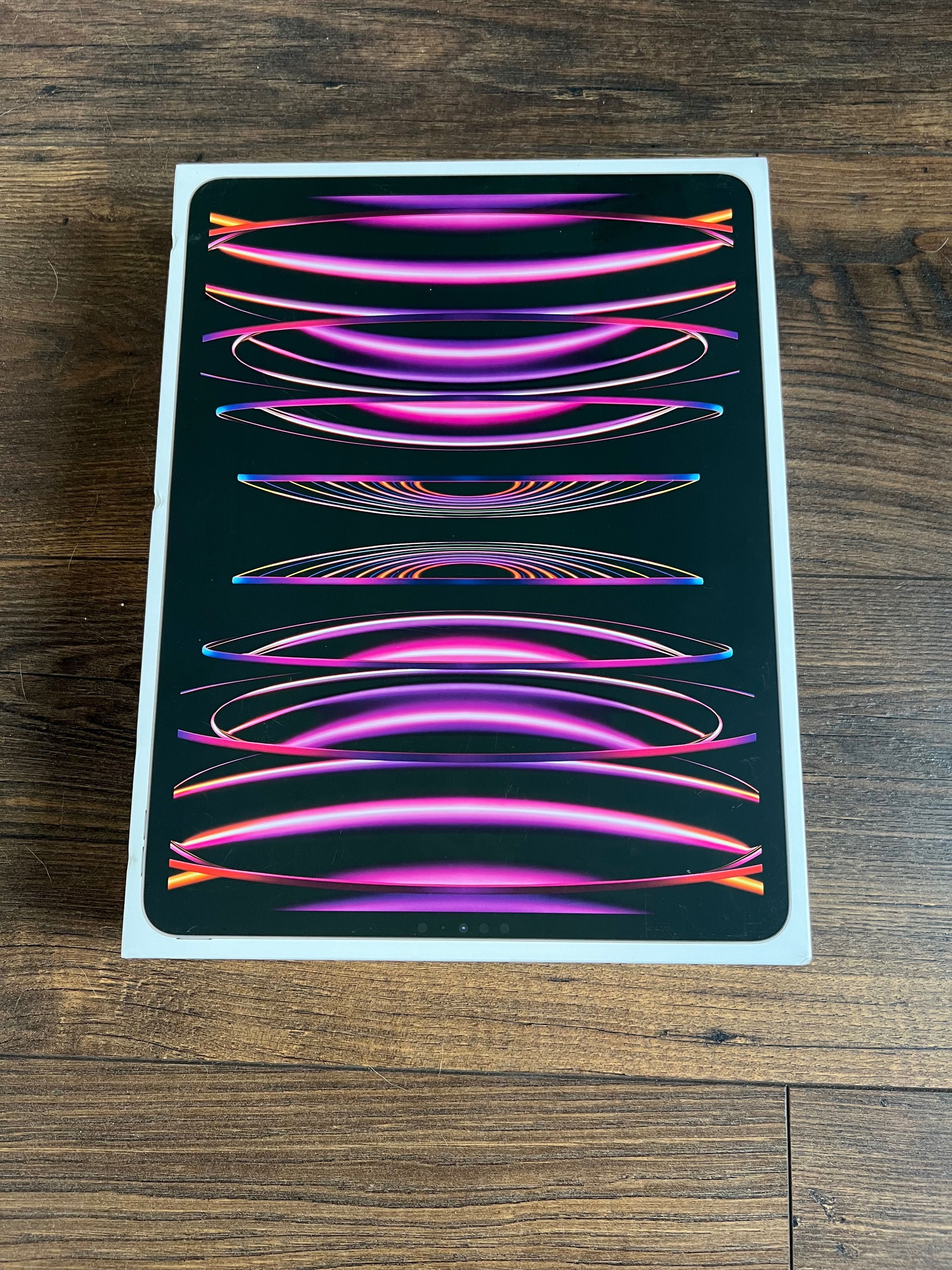 Sprzedam iPad Pro 12.9" (2022, 6. generacja, 256GB)  + Apple Pencil