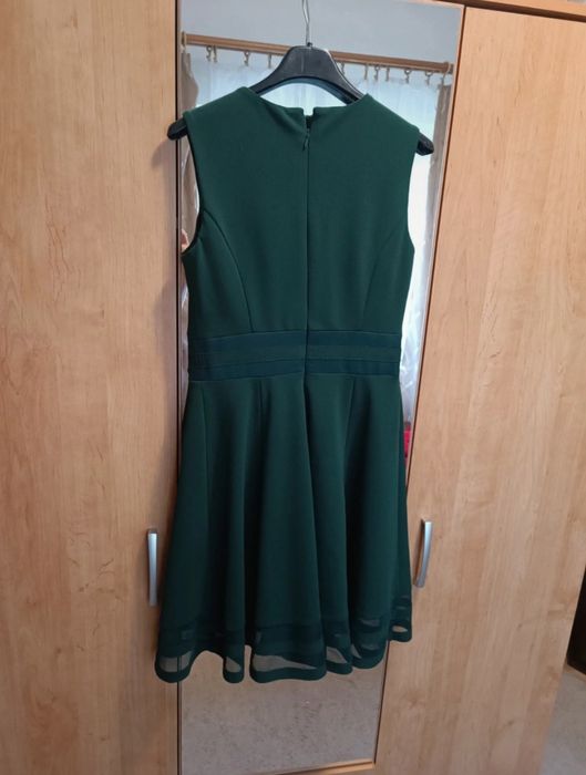 Sukienka krótka butelkowa zieleń