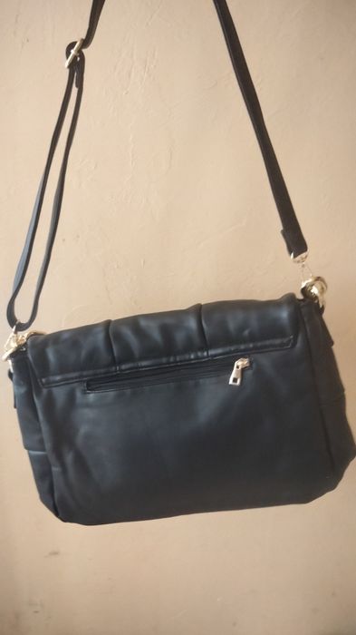 Сумка чорна велика