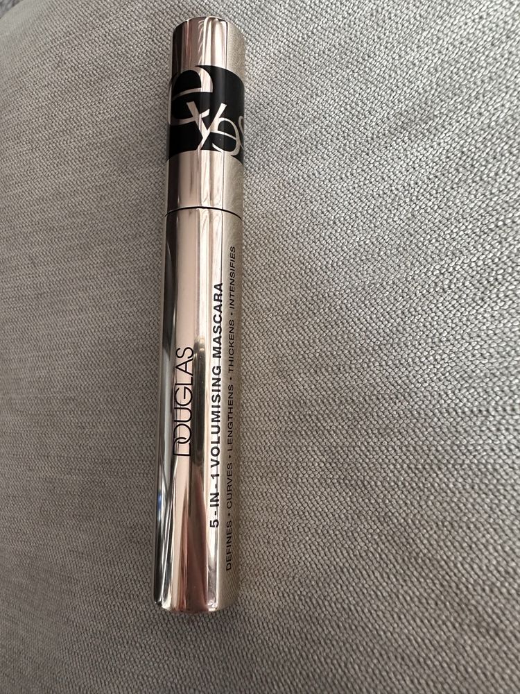 Douglas Exception’Eyes Mascara – czarny tusz do rzęs 5w1