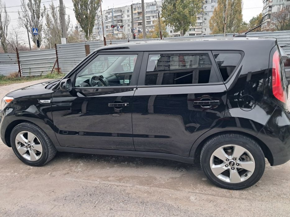 Продам KIA SOUI автомат