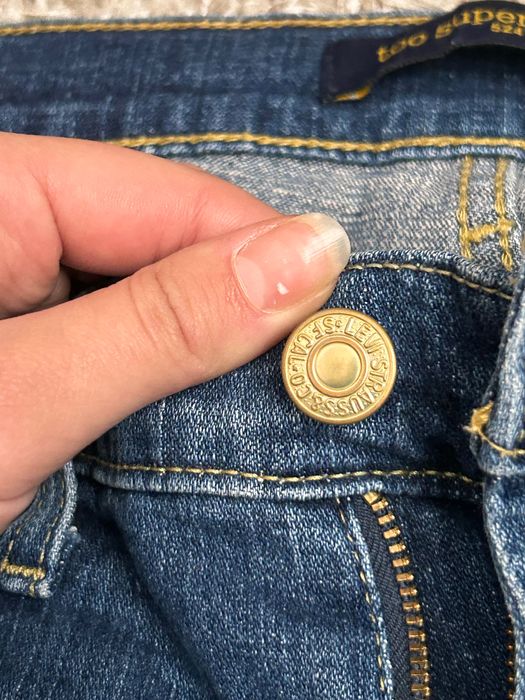 Джинси кльош Levis