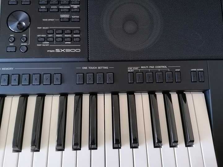 Yamaha Psr Sx 900..Gwarancja 09.2024.Używany tylko w domu.Dodatki.