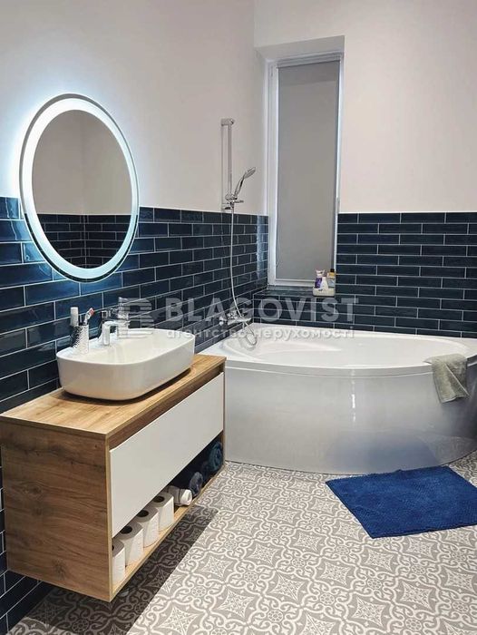 Продаж 2-х кімн кв-ри вул.Антонова Авіаконструктора, 2/32 к1 Сталінка