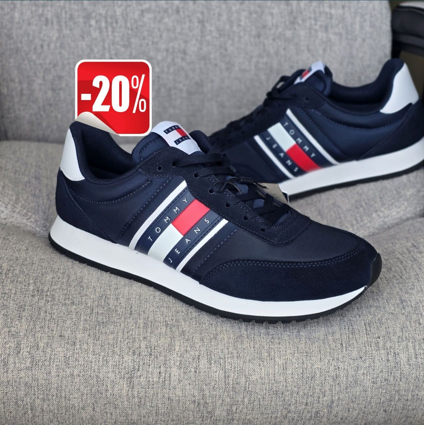 Розпродаж /  Tommy Hilfiger