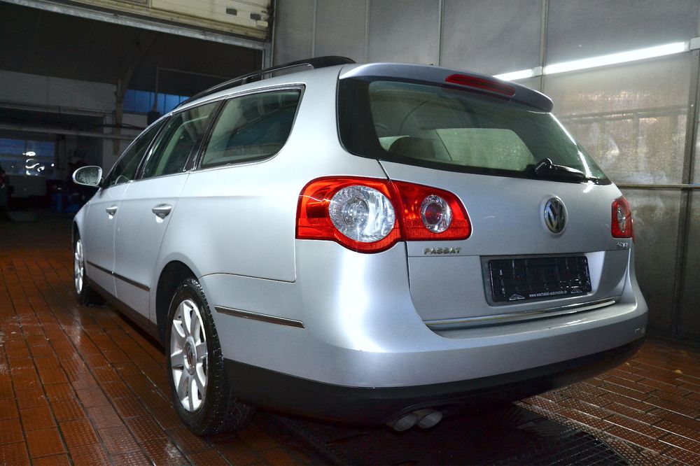 Volkswagen Passat 2.0 TDI 2010 року
