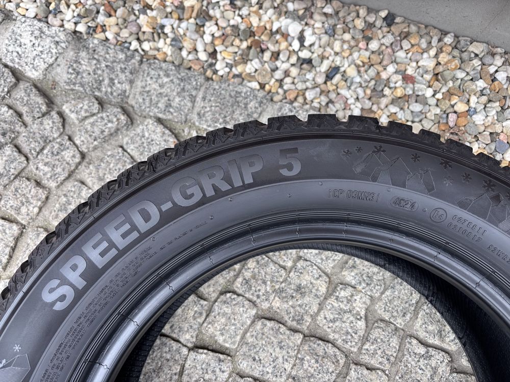 Komplet zimowe Semperit Speed-Grip 5 205/60 R16 rok 2024 8-8,5mm
