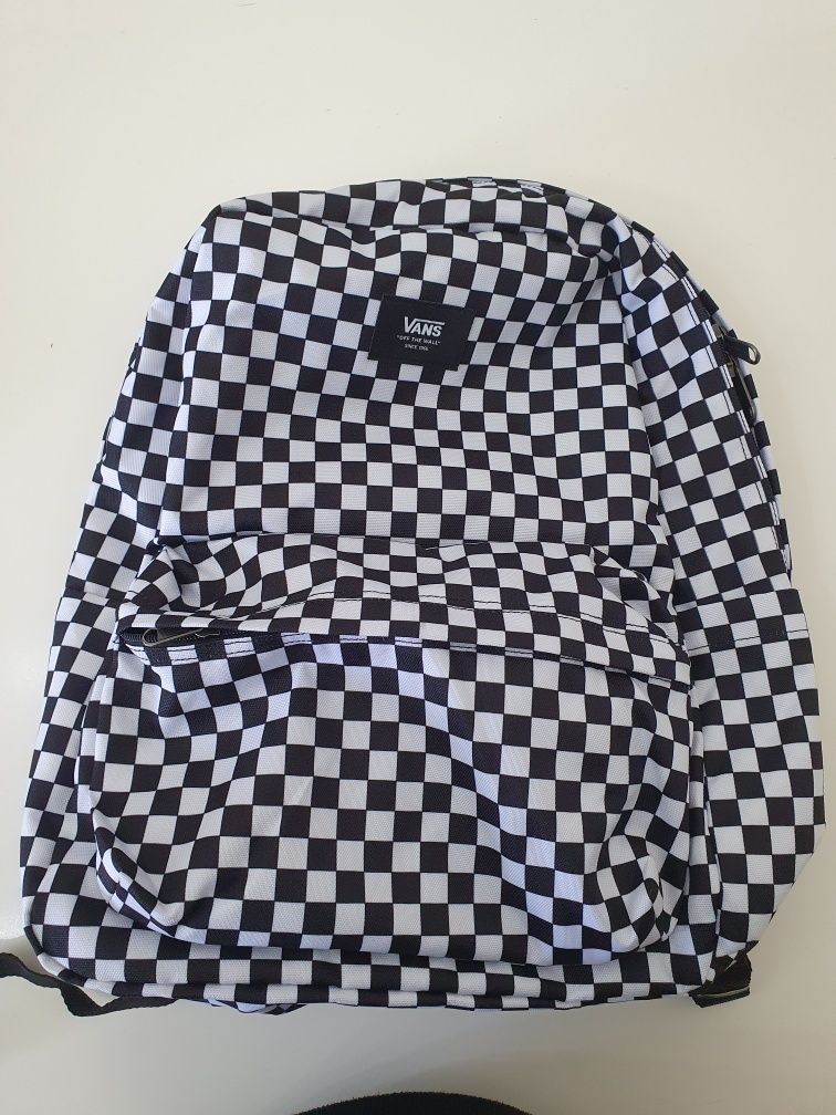 Mochila vans nova nunca usada