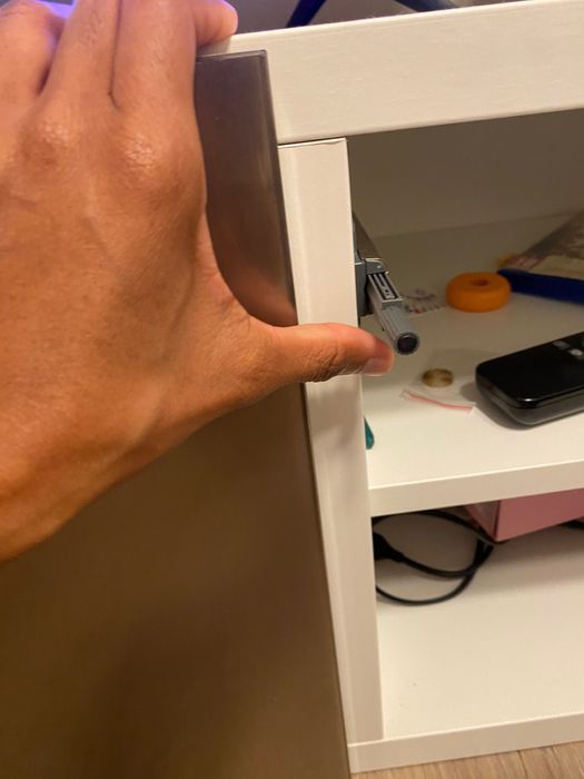 Móvel tv ikea 2 meses de uso