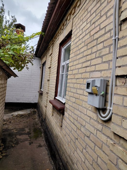 Сдам в аренду пол дома.