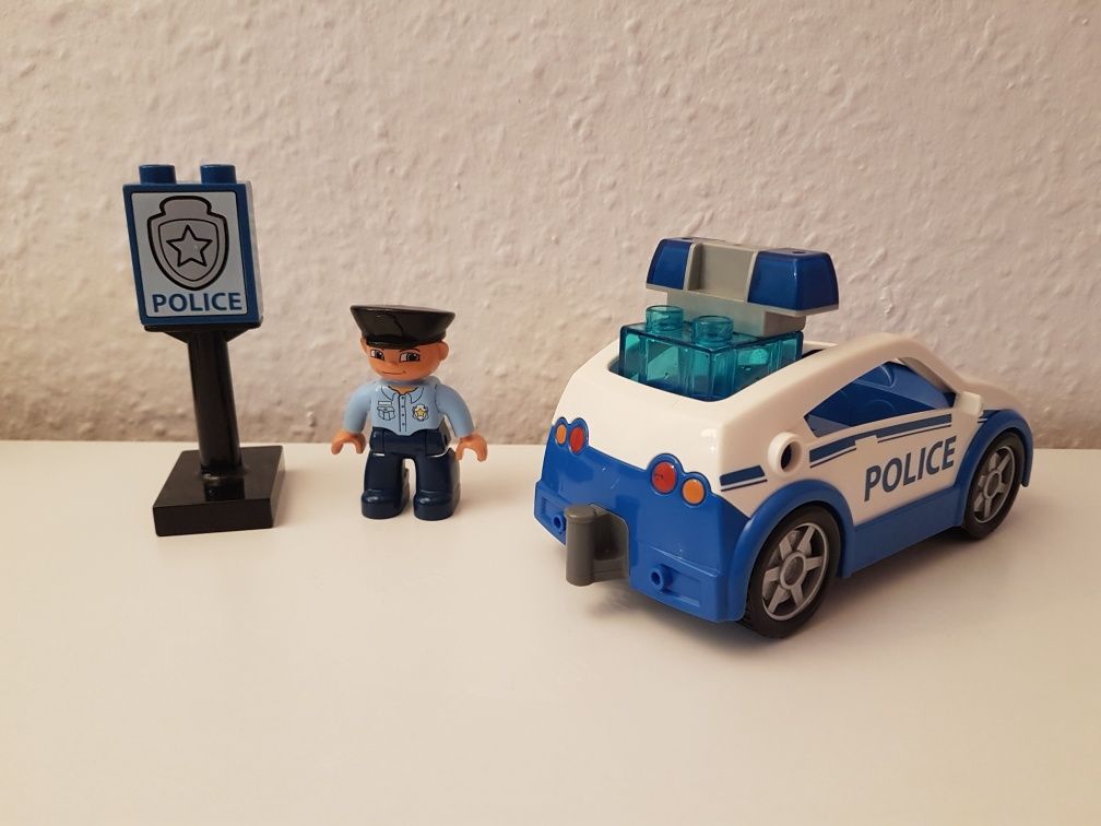 Lego Duplo policja policjant radiowóz
