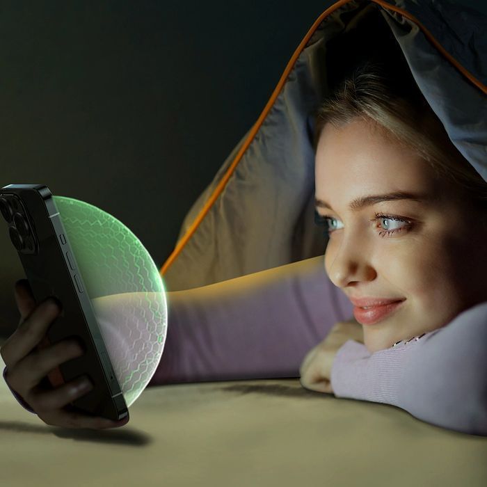 Joyroom Knight zielone szkło do iPhone 14 z filtrem Anti Blue Light