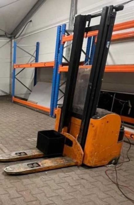 Wózek  paletowy still EGV  14 sprawny 100 procent