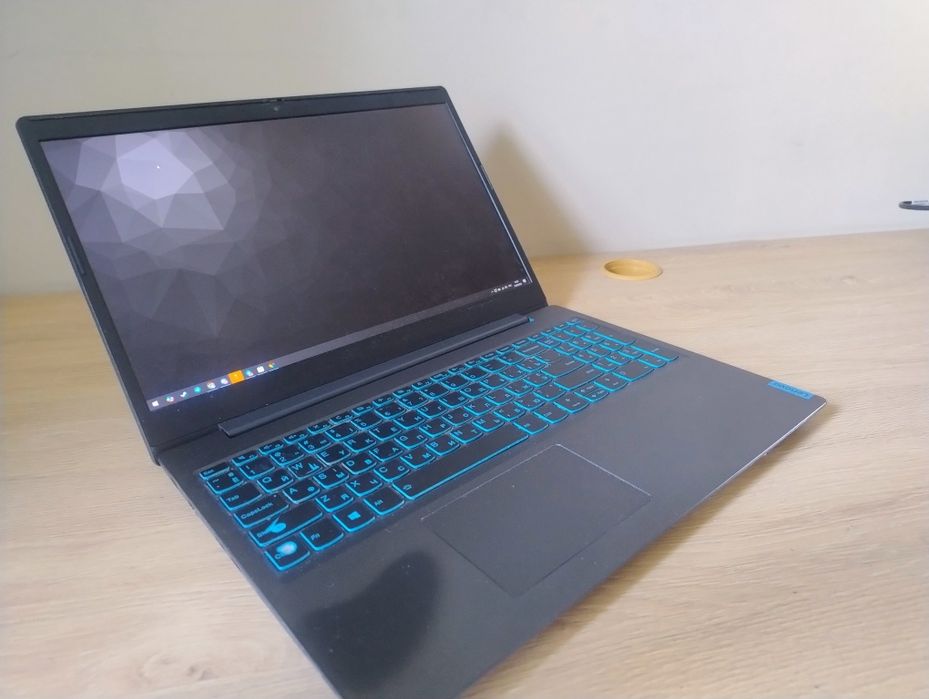Ноутбук Игровой GTX 1650
Intel i5 9300H