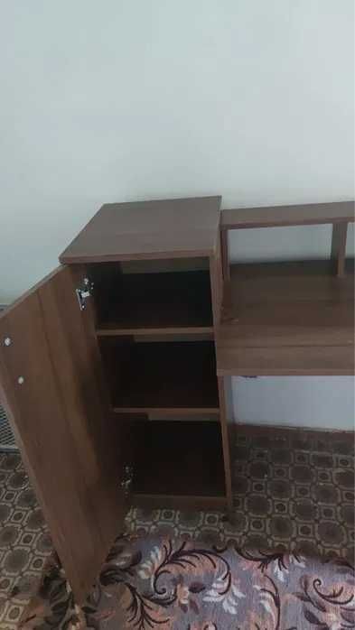 Стол письменный б/у