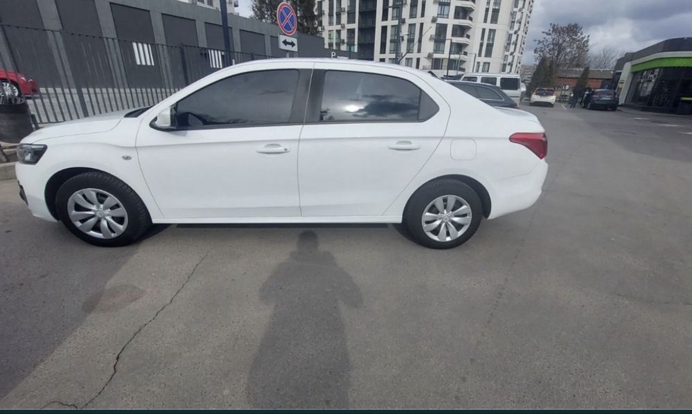 Citroen c elysse 2018р. 1.2 газ. Стан дуже добрий.