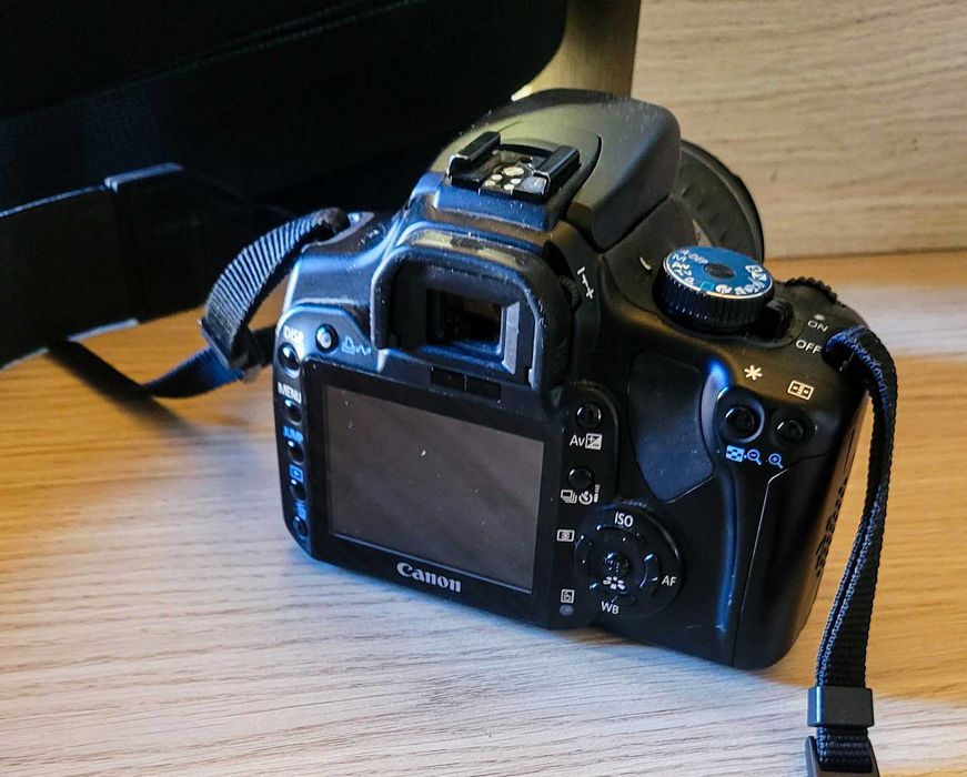 Canon EOS 400D - PRETO C/ Lente  EF-S 18-55 mm f/3.5-5.6 II f/3.5-5.6