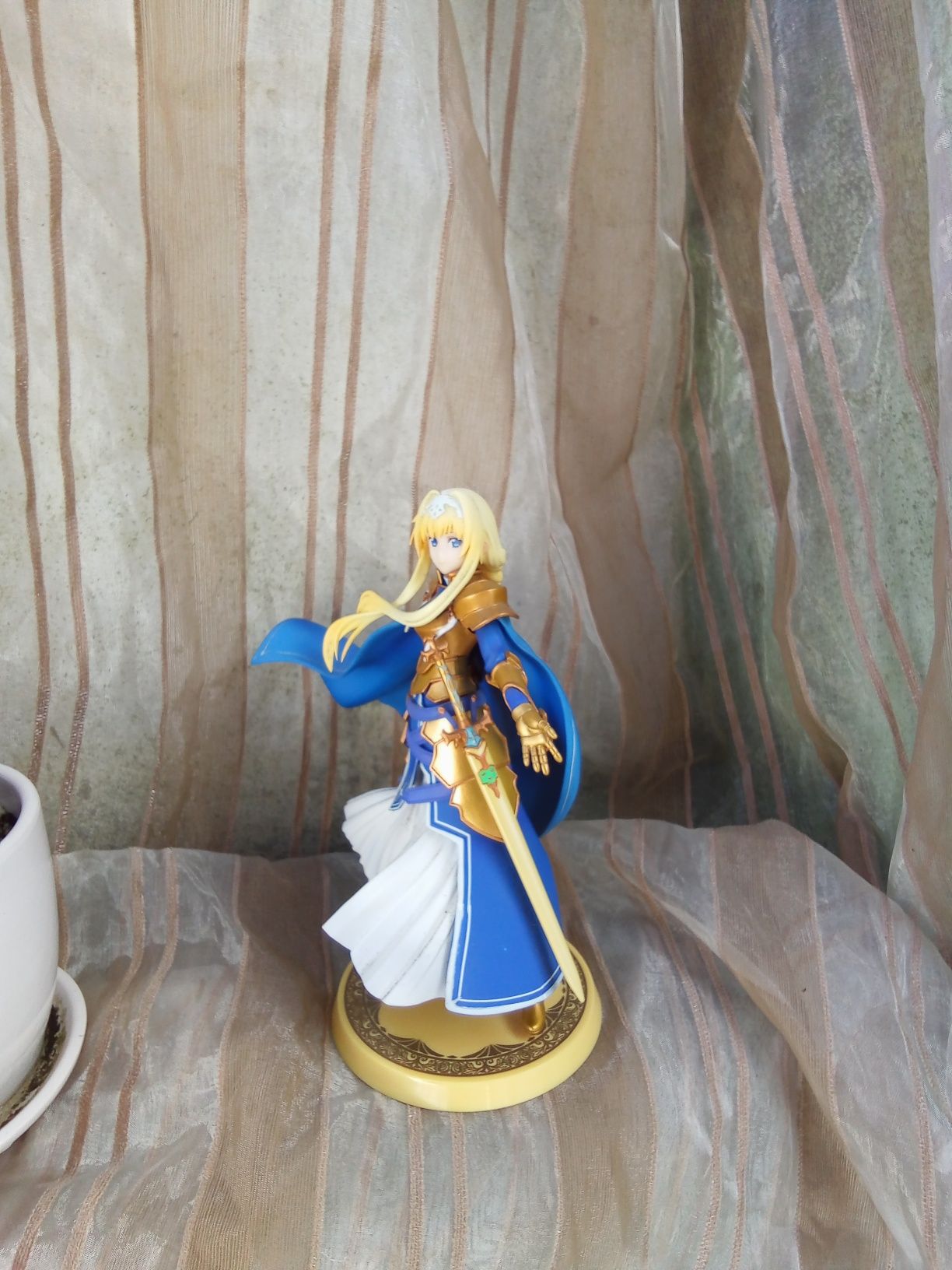 Anime figure tamanho médio