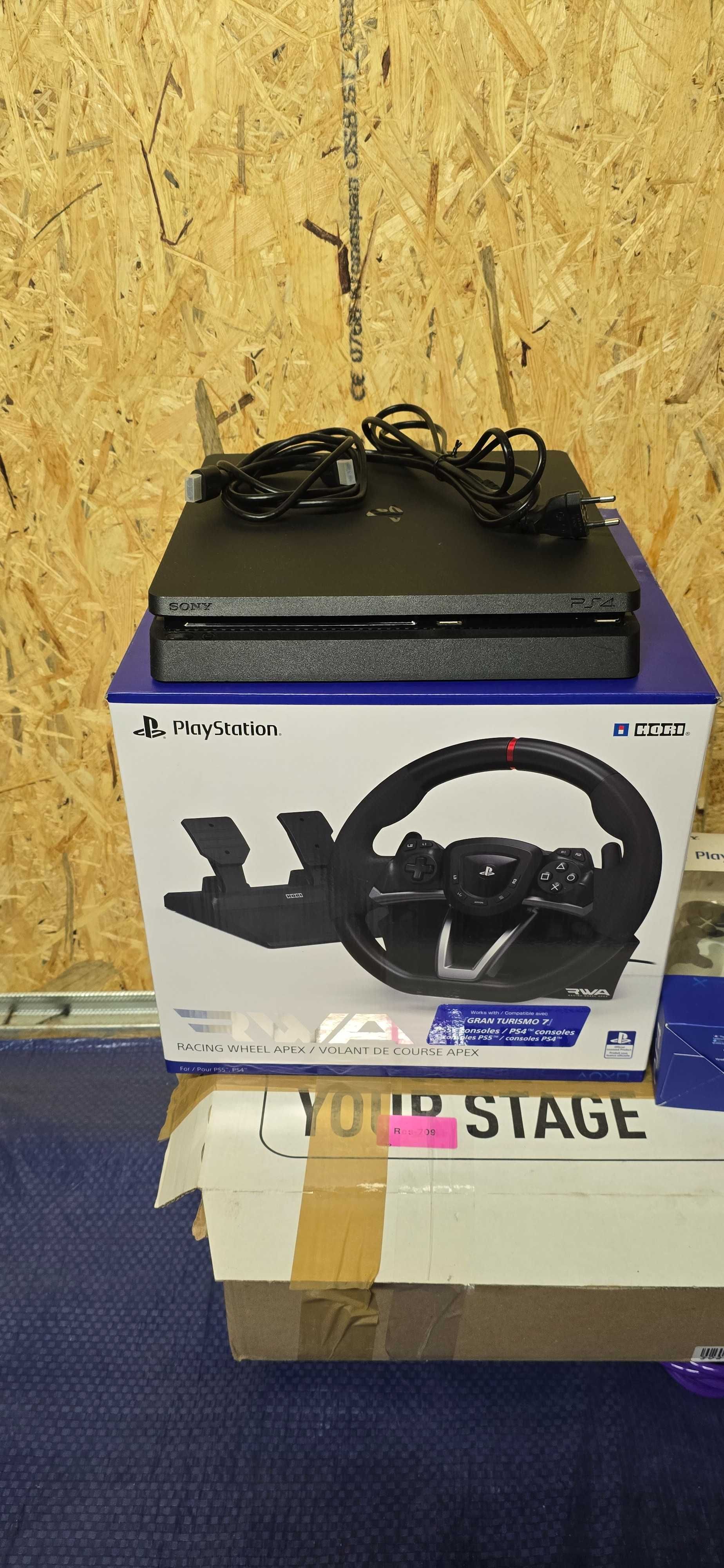 Sprzedam ps4 2 pady nowe i kierownice