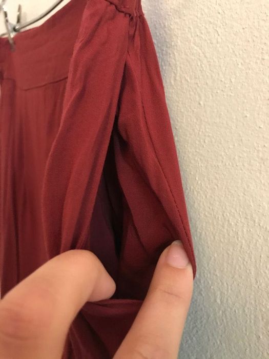 Calças finas bordeaux