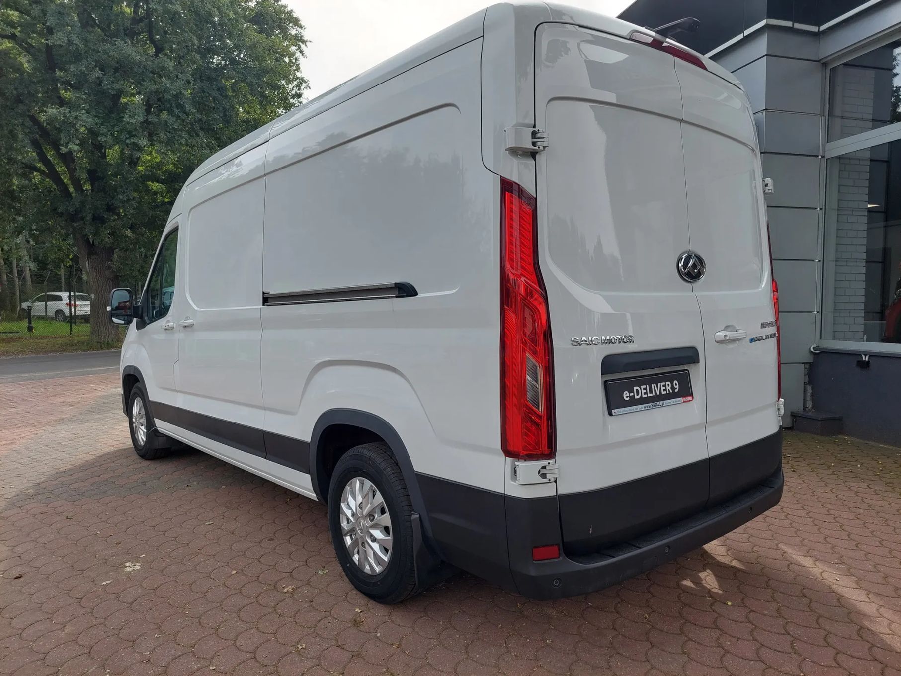 Maxus E-DELIVER 9  Przebieg tylko 230 km!