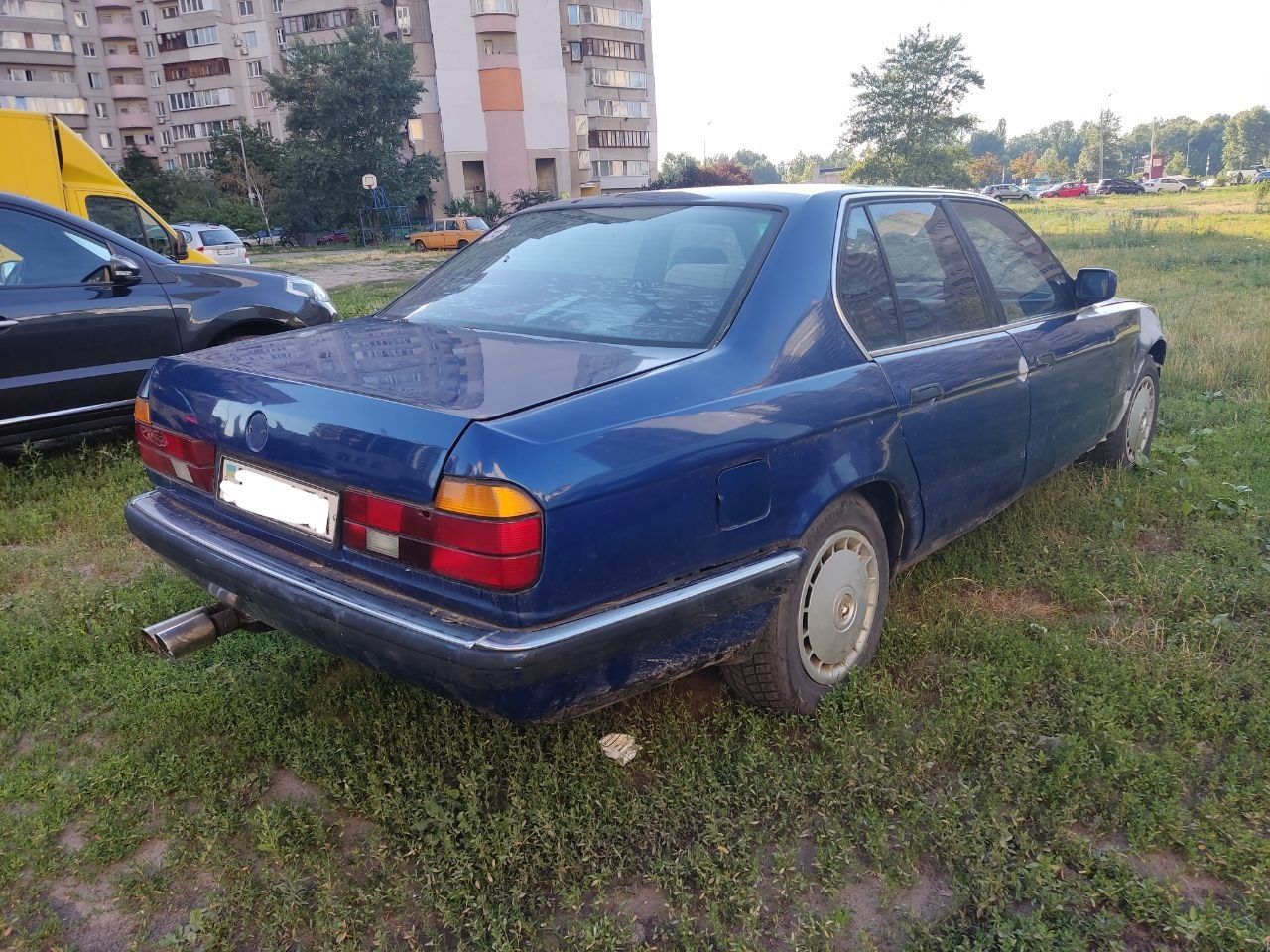 Разборка BMW E32 735i M30B35 (БМВ, запчасти, е32, шрот)