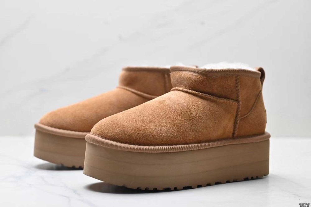 UGG_Classic_Ultra_Mini_Platformie R. 39