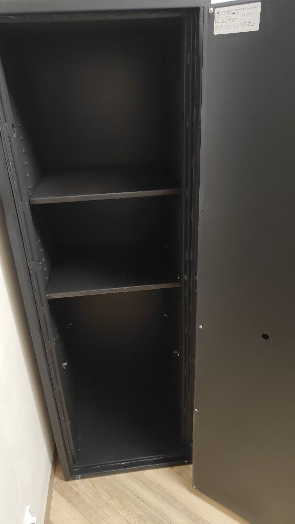 Sejf kasa pancerna KONSMETAL 180cm