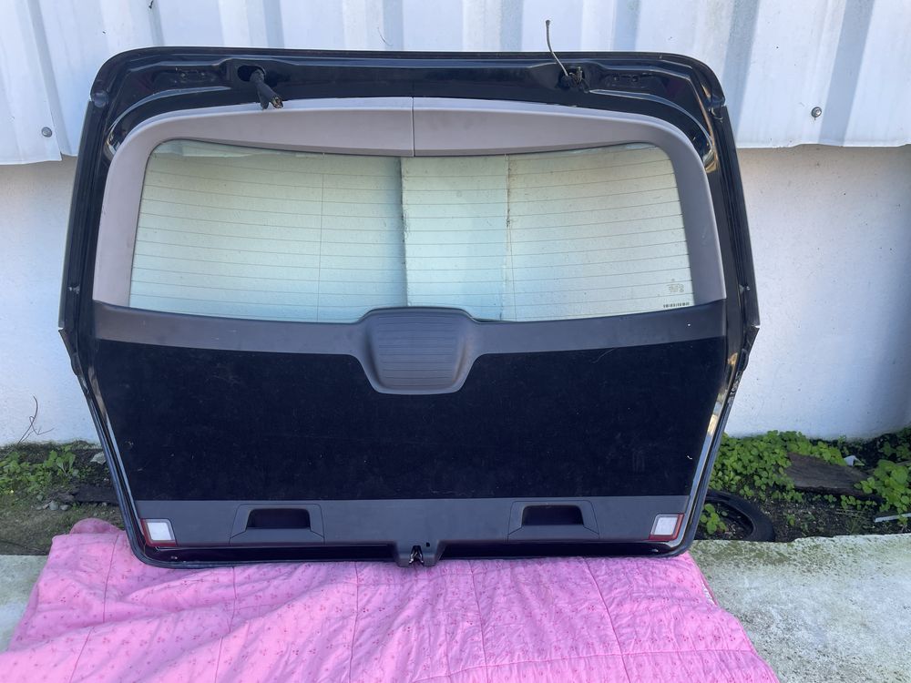 Mercedes W204 - porta traseira completa